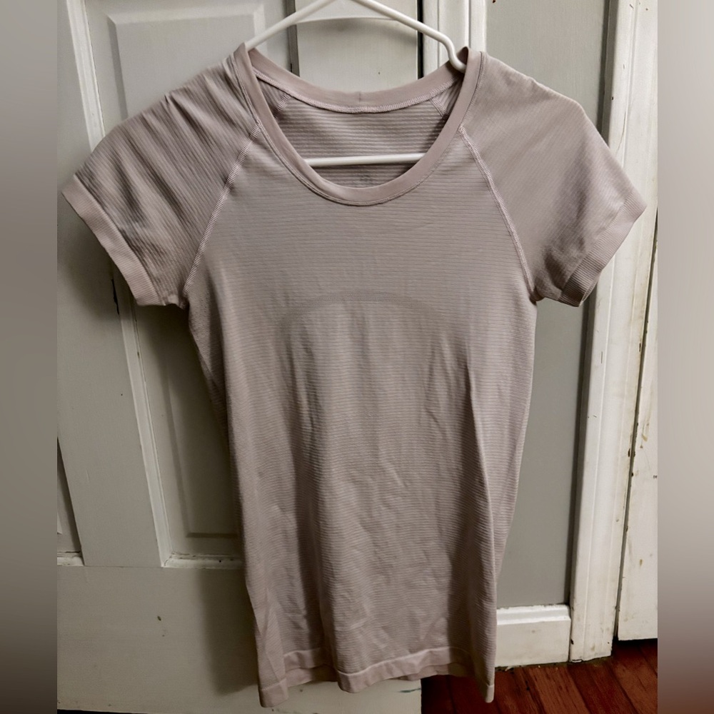 Lululemon Swiftly Tech - image 1